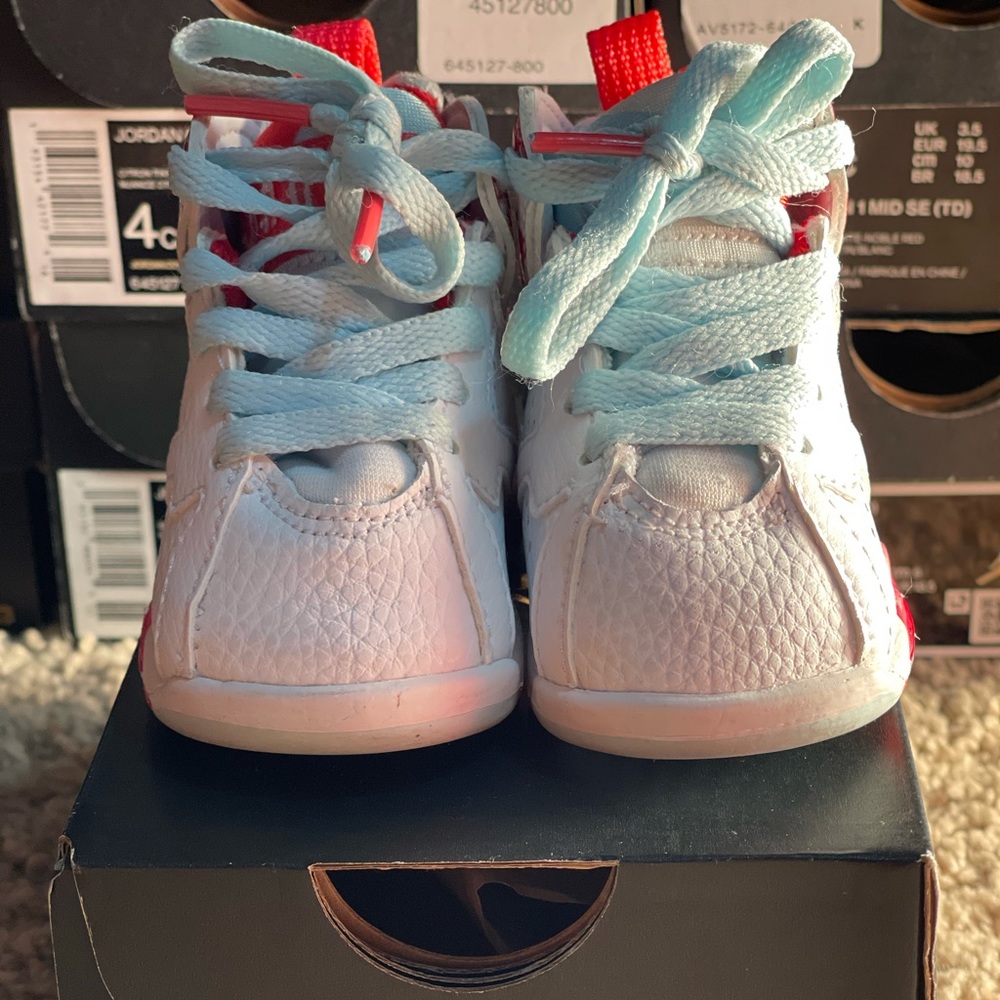 Jordan 6. 2C.
